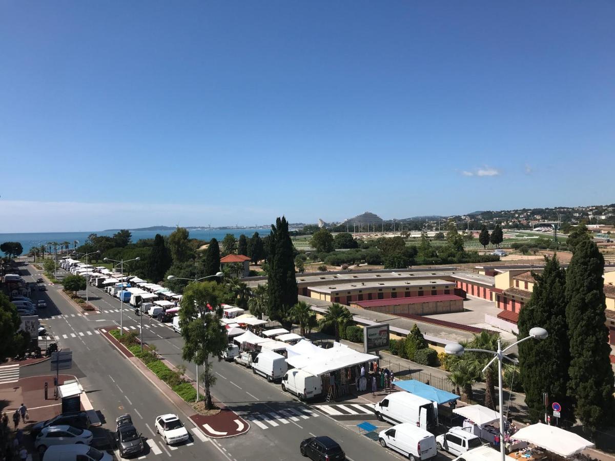 Plage Et Hippodrome Cagnes-sur-Mer Zewnętrze zdjęcie