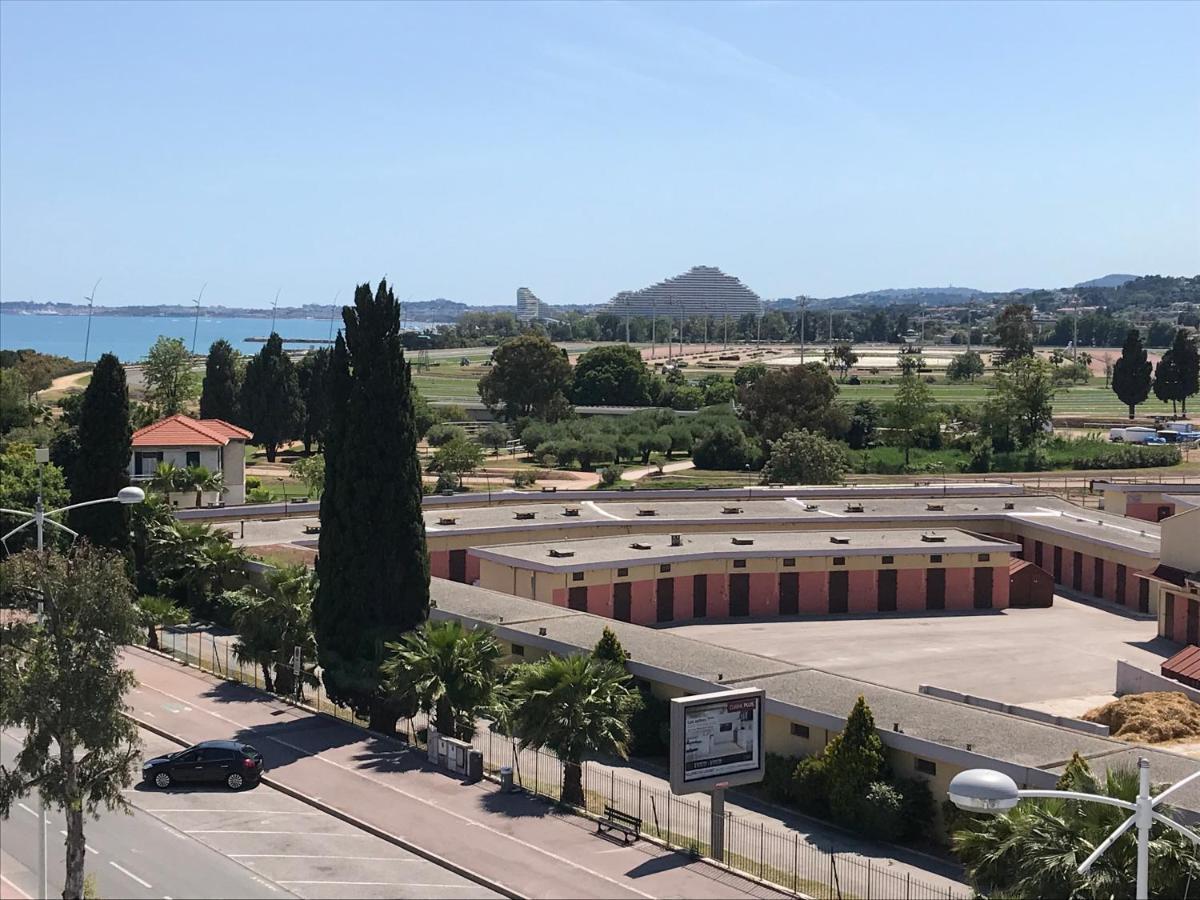 Plage Et Hippodrome Cagnes-sur-Mer Zewnętrze zdjęcie